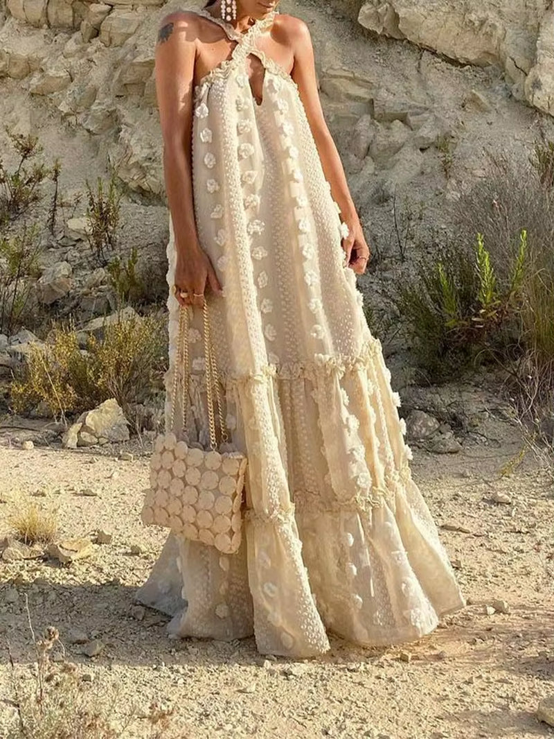 Effortless Chic: Sleeveless Halter Maxi Summer Dress